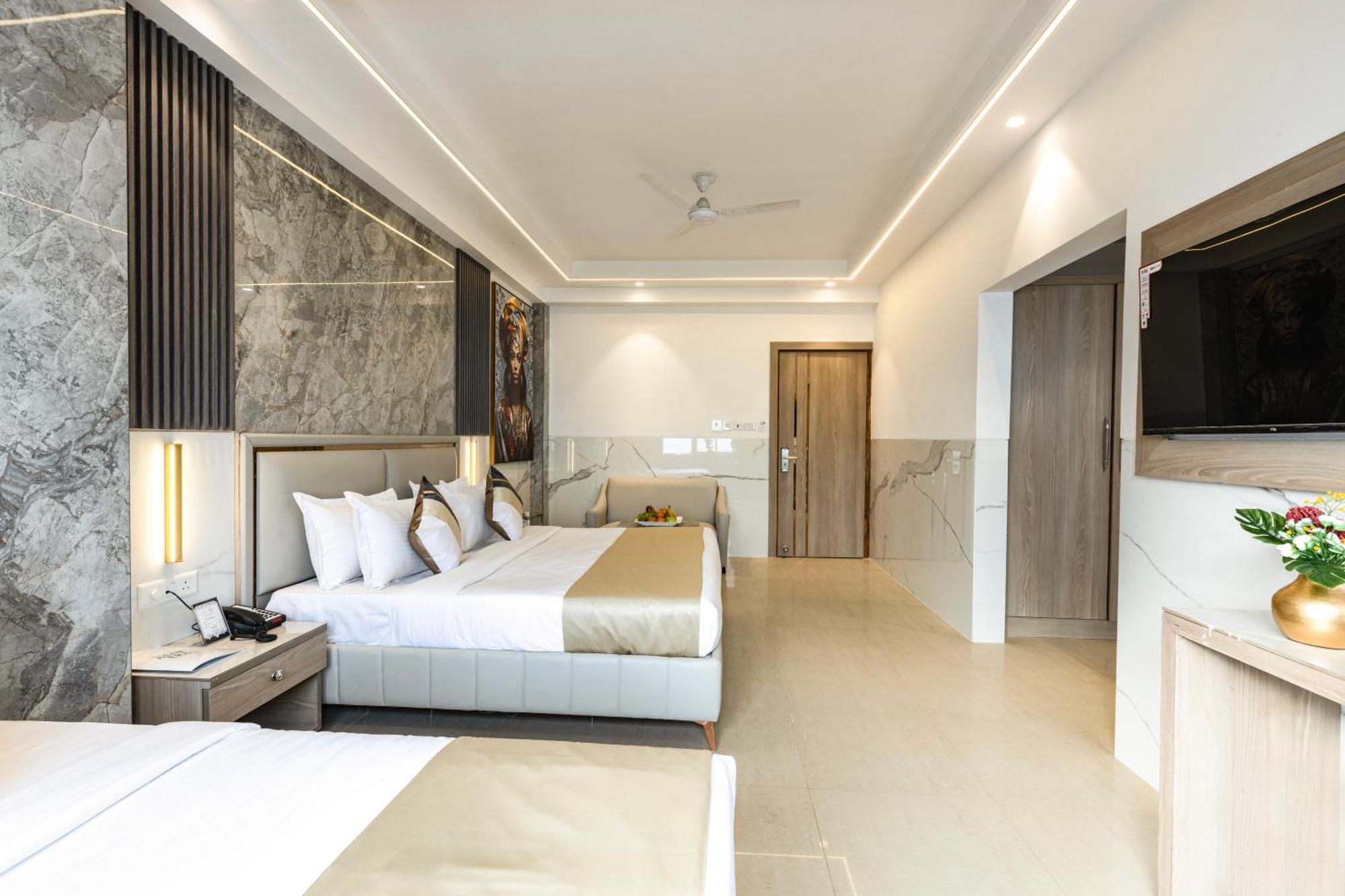 The Orion Hotel Era - Delhi Airport New Delhi Bagian luar foto