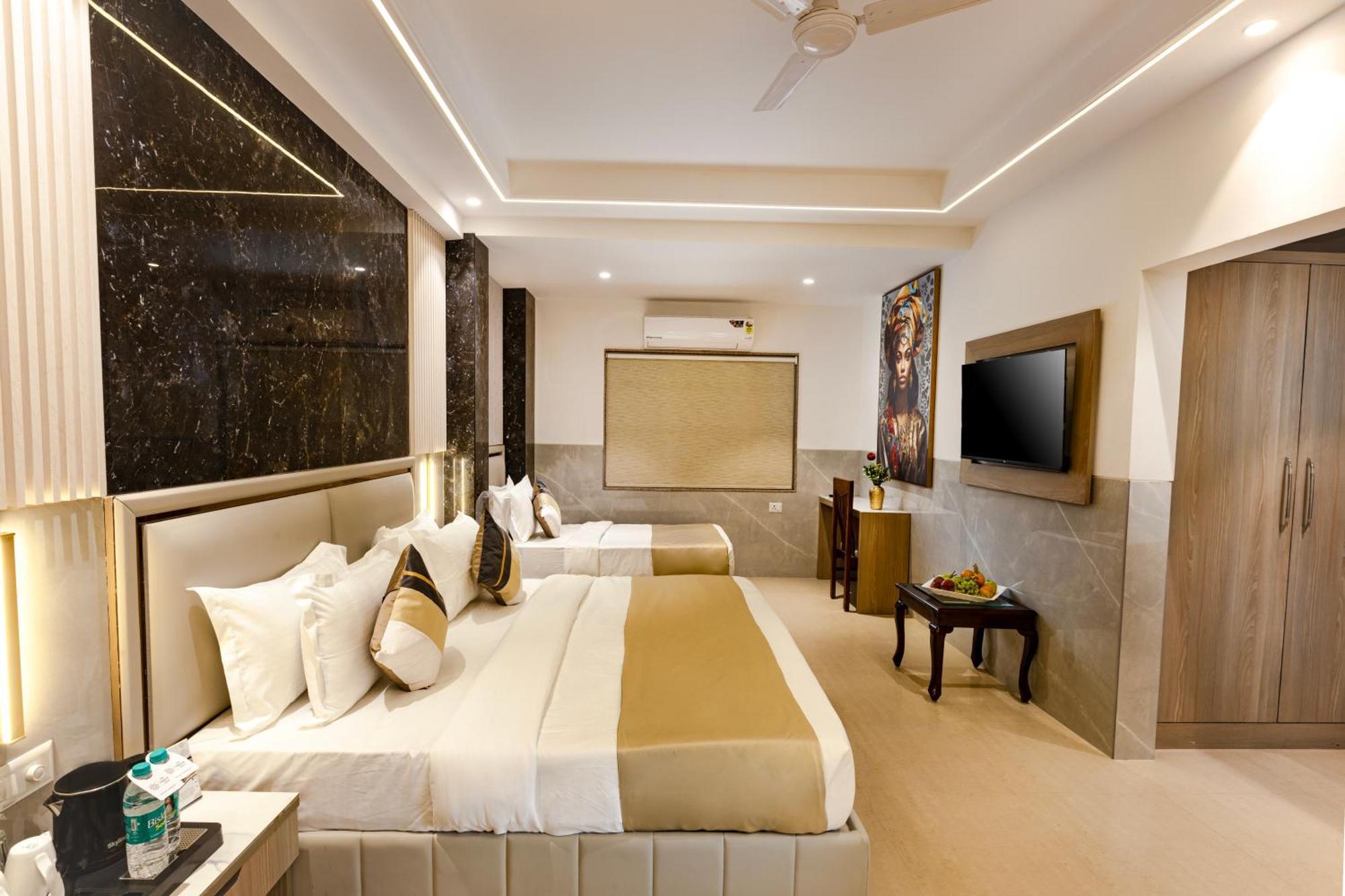 The Orion Hotel Era - Delhi Airport New Delhi Bagian luar foto